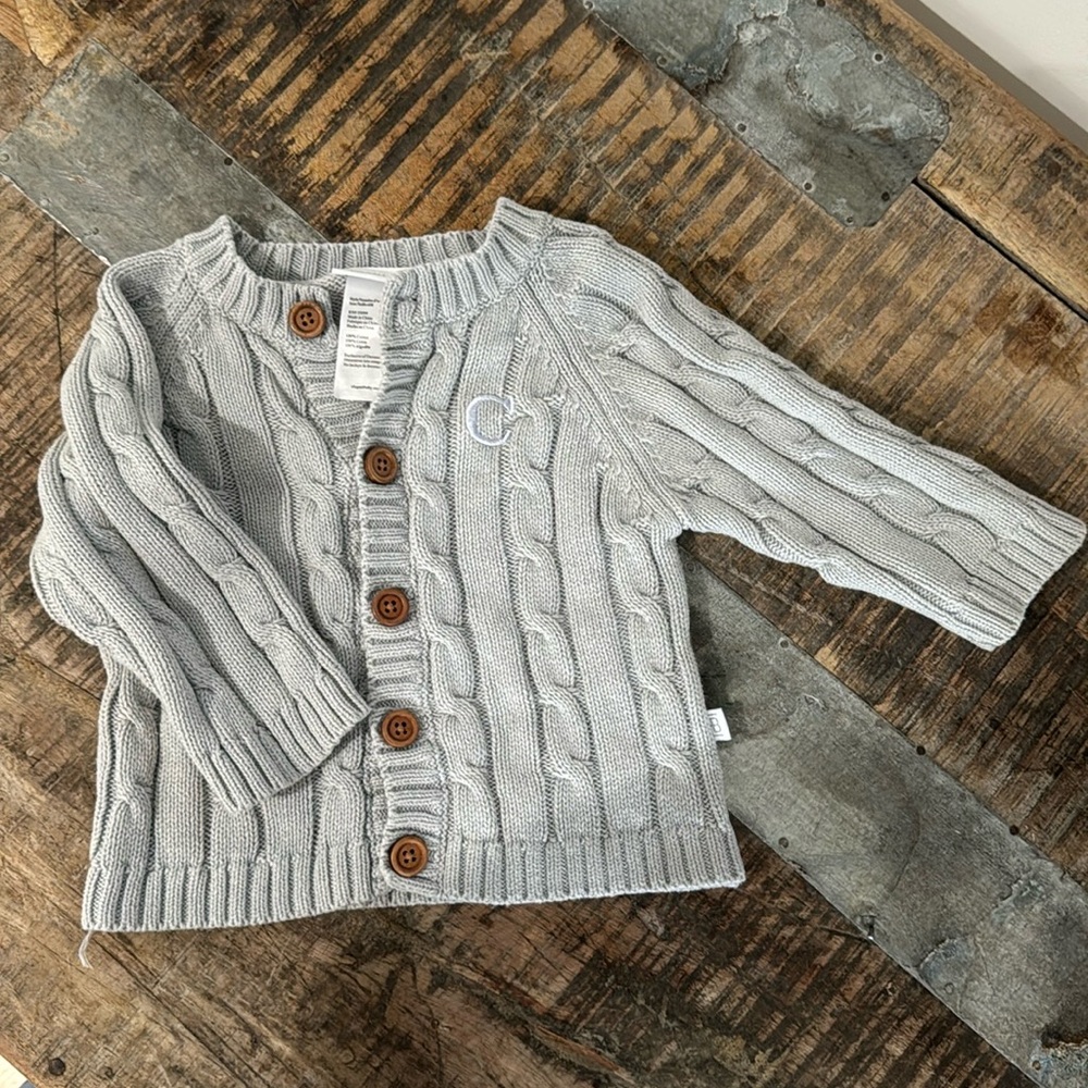 Beautiful gray sweater with C initial. Elegant Baby size 6mos